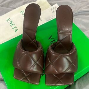 Bottega Veneta Quilted Embossed Lido Sandal Lagoon Nappa